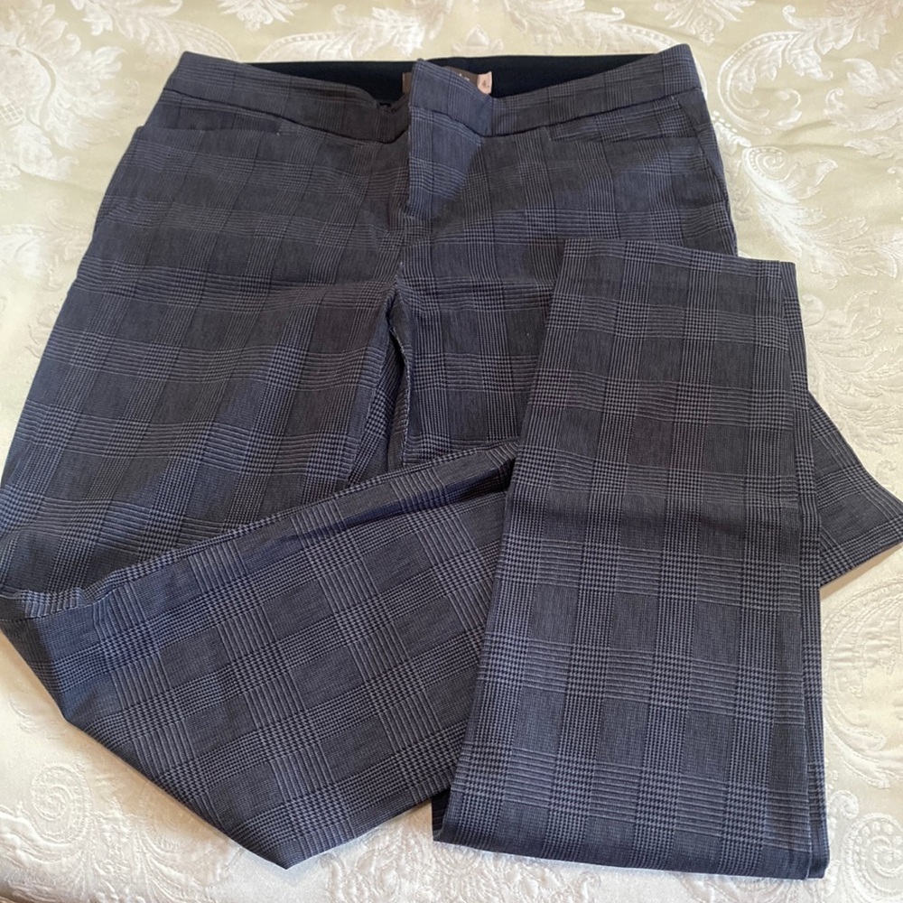 NWOT Crosby. subtle color plaid trousers.
